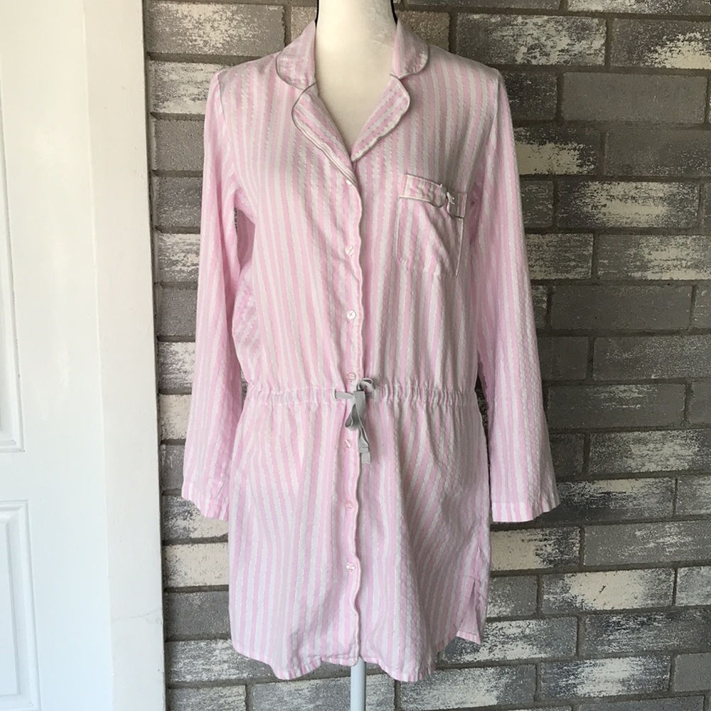 Victoria’s Secret sleep shirt size S/P
